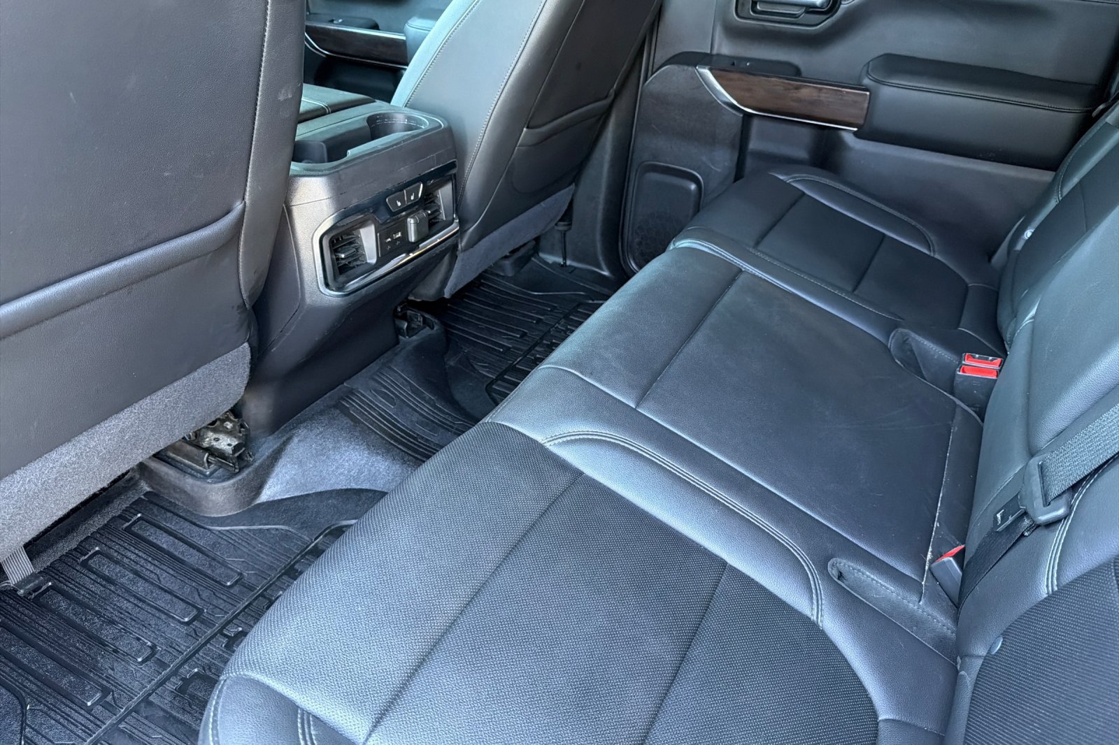 Used 2020 GMC Sierra 1500 SLT w/ SLT Premium Package AWD/4WD image 9