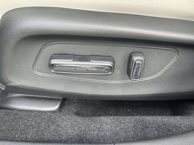 New 2027 Honda HR-V EX-L image 16