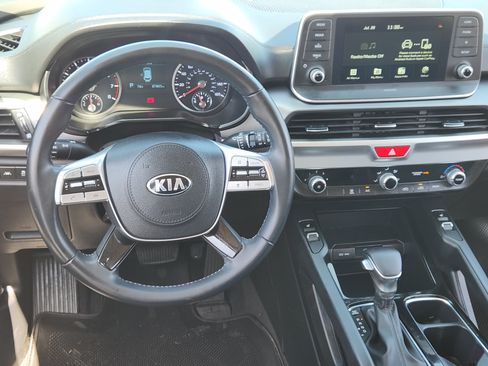 Used 2021 Kia Telluride S AWD/4WD image 28