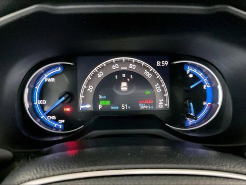 Used 2021 Toyota RAV4 Limited image 10