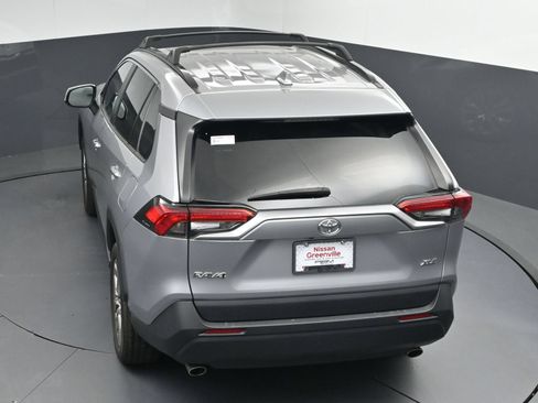 Used 2022 Toyota RAV4 XLE Premium FWD image 36