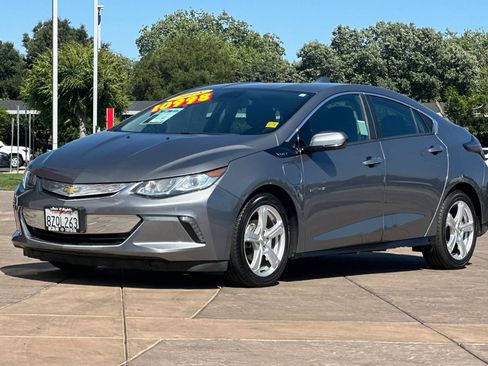 Used 2018 Chevrolet Volt LT FWD image 8