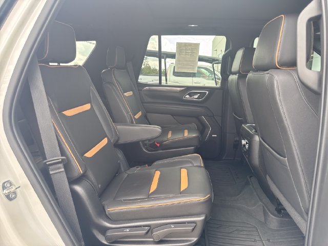Used 2023 GMC Yukon AT4 w/ AT4 Premium Plus Package AWD/4WD image 32
