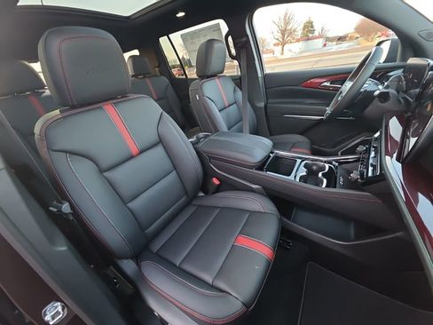 New 2026 Chevrolet Traverse RS image 20