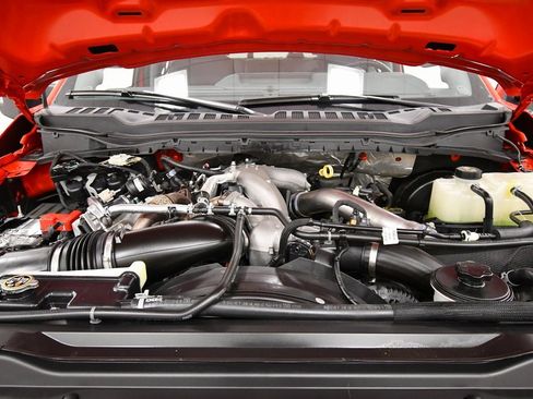 Used 2023 Ford F250 Lariat image 12