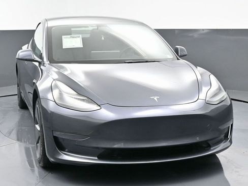 Used 2022 Tesla Model 3 Long Range image 3