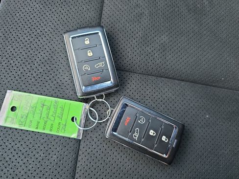 Used 2023 Jeep Grand Cherokee Altitude AWD/4WD image 24