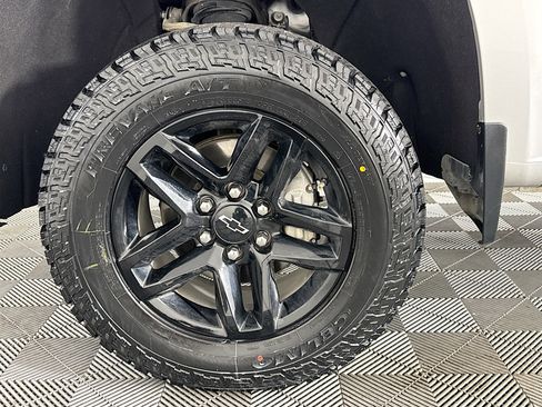 Used 2022 Chevrolet Silverado 1500 LT Trail Boss w/ Bed Protection Package image 36