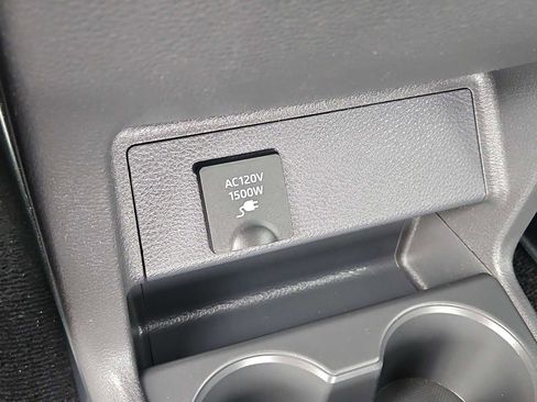 Used 2023 Toyota Sienna XLE w/ XLE Plus Package AWD/4WD image 22