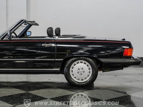 Used 1989 Mercedes-Benz 560 SL image 26