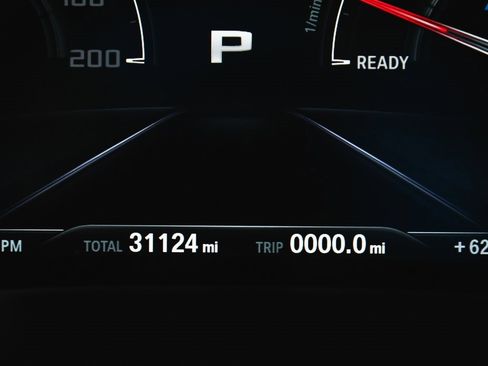 Used 2019 BMW M5 w/ Executive Package image 22