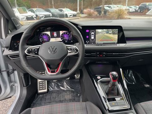 Used 2024 Volkswagen GTI SE FWD image 17