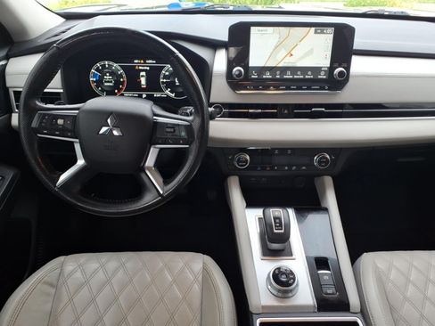 Used 2022 Mitsubishi Outlander SEL FWD image 18