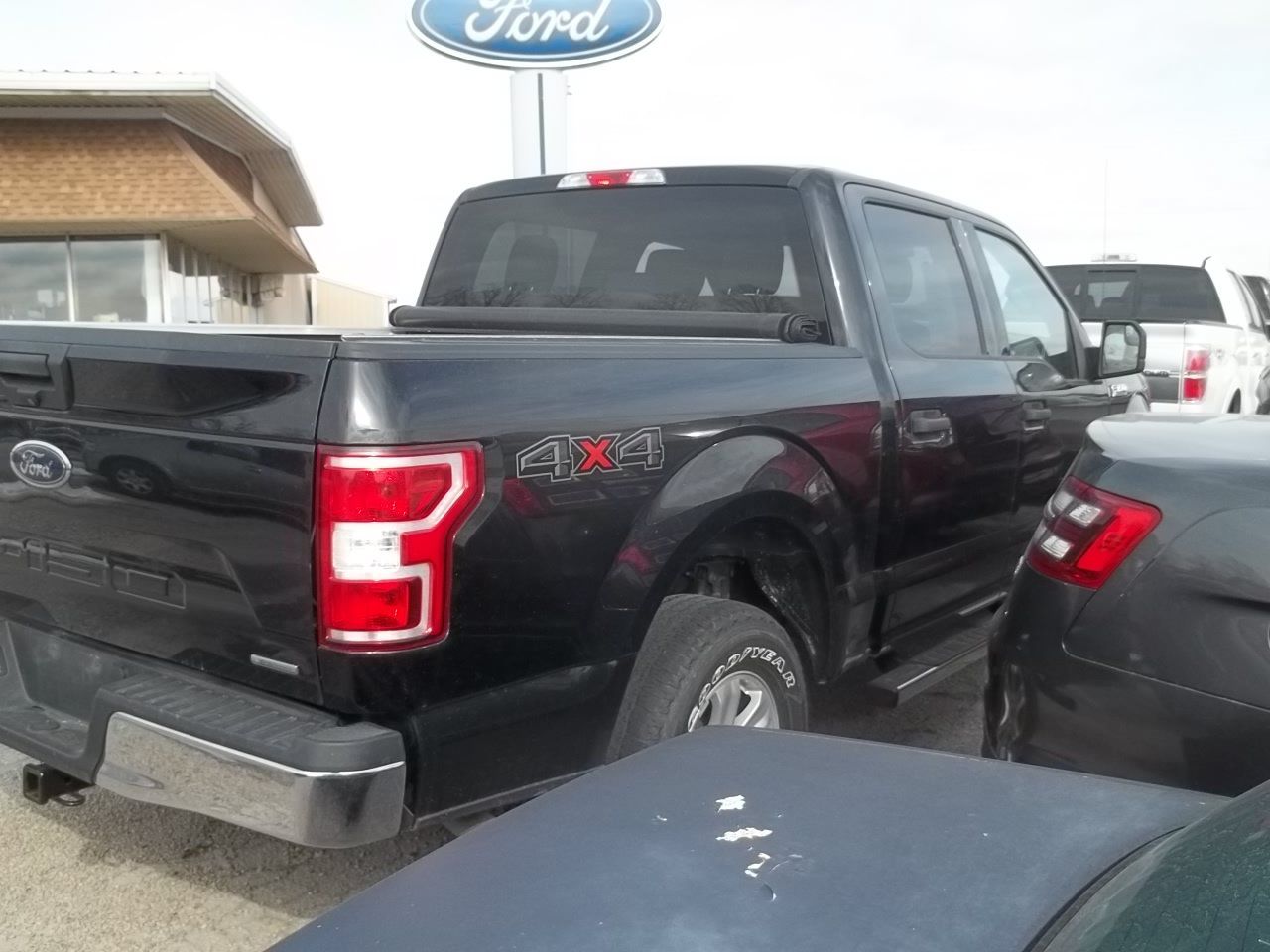 Used 2018 Ford F150 XLT AWD/4WD image 5
