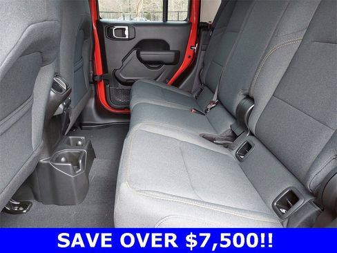 New 2025 Jeep Gladiator Sport image 14