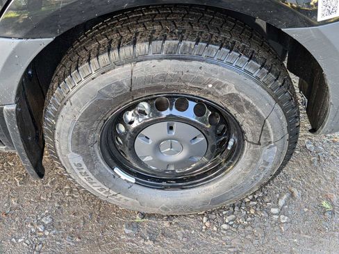 New 2025 Mercedes-Benz Sprinter 2500 image 8