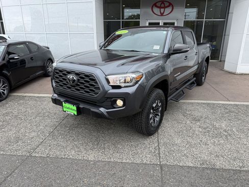 Used 2021 Toyota Tacoma TRD Off-Road AWD/4WD image 2