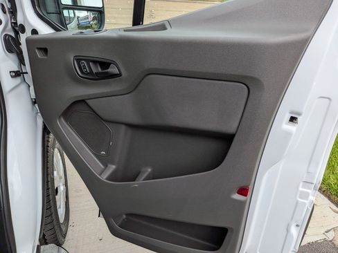 Used 2025 Ford Transit 250 Low Roof w/ Exterior Upgrade Package RWD image 17