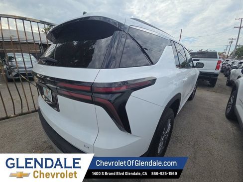 Certified 2024 Chevrolet Traverse LT AWD/4WD image 6