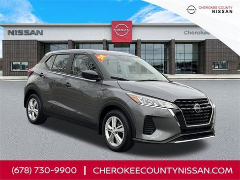 Certified 2024 Nissan Kicks S image 1