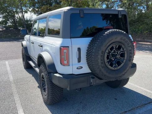 Used 2024 Ford Bronco Wildtrak image 44