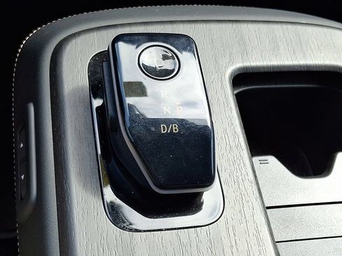 Certified 2023 Nissan Ariya AWD image 16