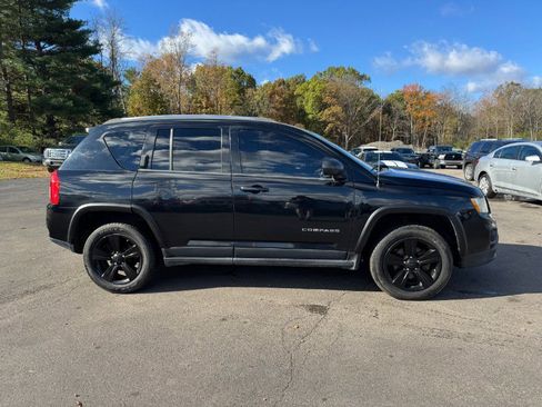 Used 2013 Jeep Compass 4WD image 6