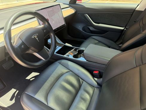 Used 2018 Tesla Model 3 Long Range RWD image 14