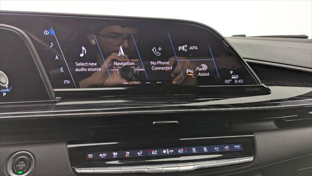Used 2021 Cadillac Escalade Sport RWD image 27