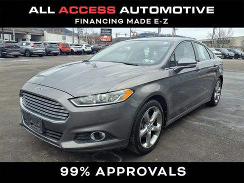 Used 2013 Ford Fusion SE image 4