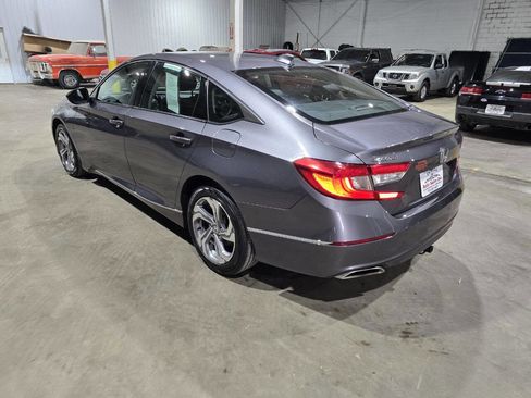 Used 2018 Honda Accord EX-L image 9