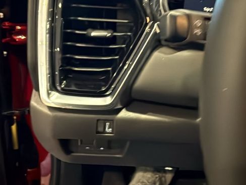 Used 2026 GMC Canyon Elevation w/ Convenience Package AWD/4WD image 30