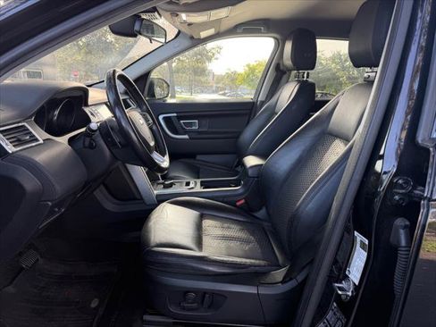 Used 2019 Land Rover Discovery Sport SE AWD/4WD image 23