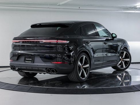 New 2026 Porsche Cayenne S AWD/4WD image 7