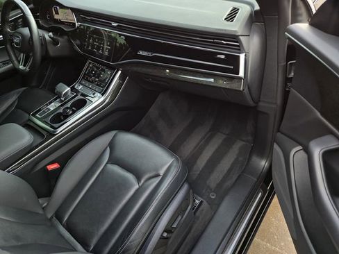 Used 2021 Audi Q8 Premium w/ Convenience Package AWD/4WD image 8
