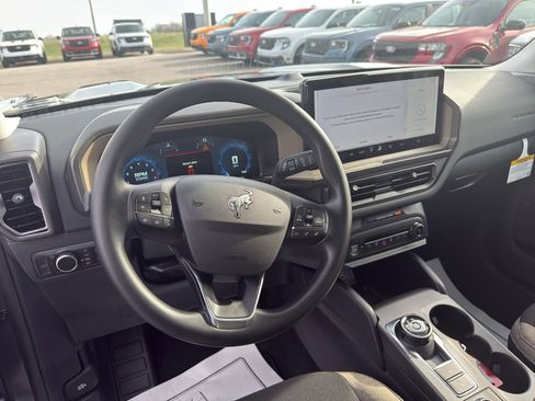 New 2025 Ford Bronco Sport Big Bend image 9