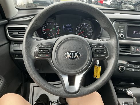 Used 2017 Kia Optima LX w/ Driver Convenience Package FWD image 15