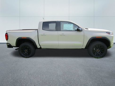 New 2026 GMC Canyon Elevation AWD/4WD image 7