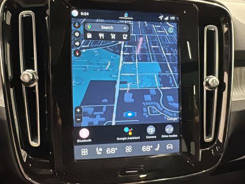 New 2026 Volvo XC40 B5 Ultra w/ Protection Package Premier image 16