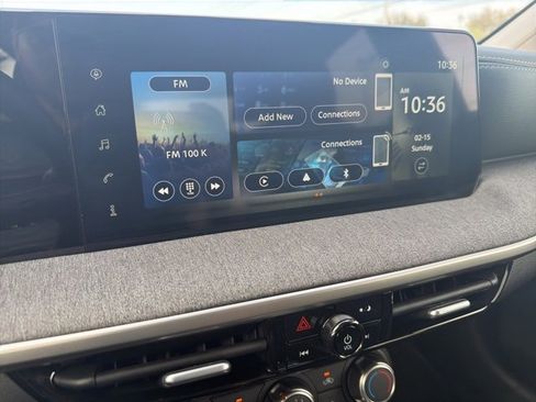 Certified 2025 Nissan Kicks SV image 13