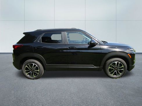 New 2026 Chevrolet TrailBlazer LT w/ Convenience Package FWD image 32