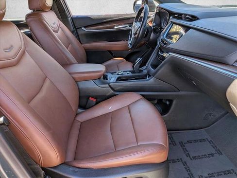 Used 2021 Cadillac XT5 Premium Luxury image 21