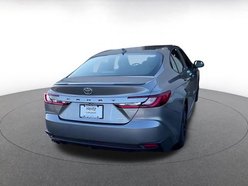Used 2025 Toyota Camry SE image 14