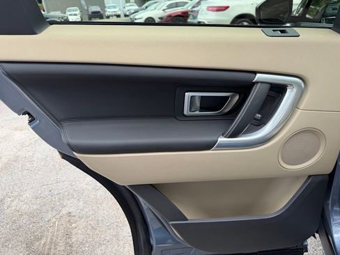 Used 2019 Land Rover Discovery Sport AWD/4WD image 29