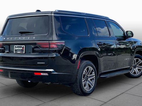 Used 2024 Jeep Wagoneer Series II w/ Flexible Seating Group RWD image 13
