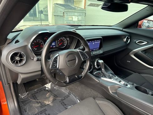 Used 2023 Chevrolet Camaro LT w/ Technology Package image 12