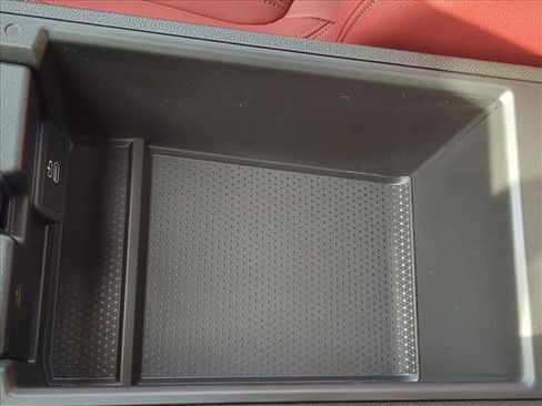 New 2026 BMW 330i Sedan w/ M Sport Package image 12