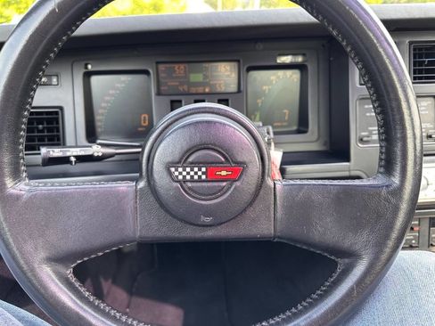 Used 1989 Chevrolet Corvette Coupe RWD image 21