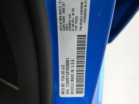 New 2026 RAM 1500 4x4 Crew Cab image 9