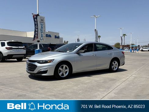 Used 2021 Chevrolet Malibu LS FWD image 1